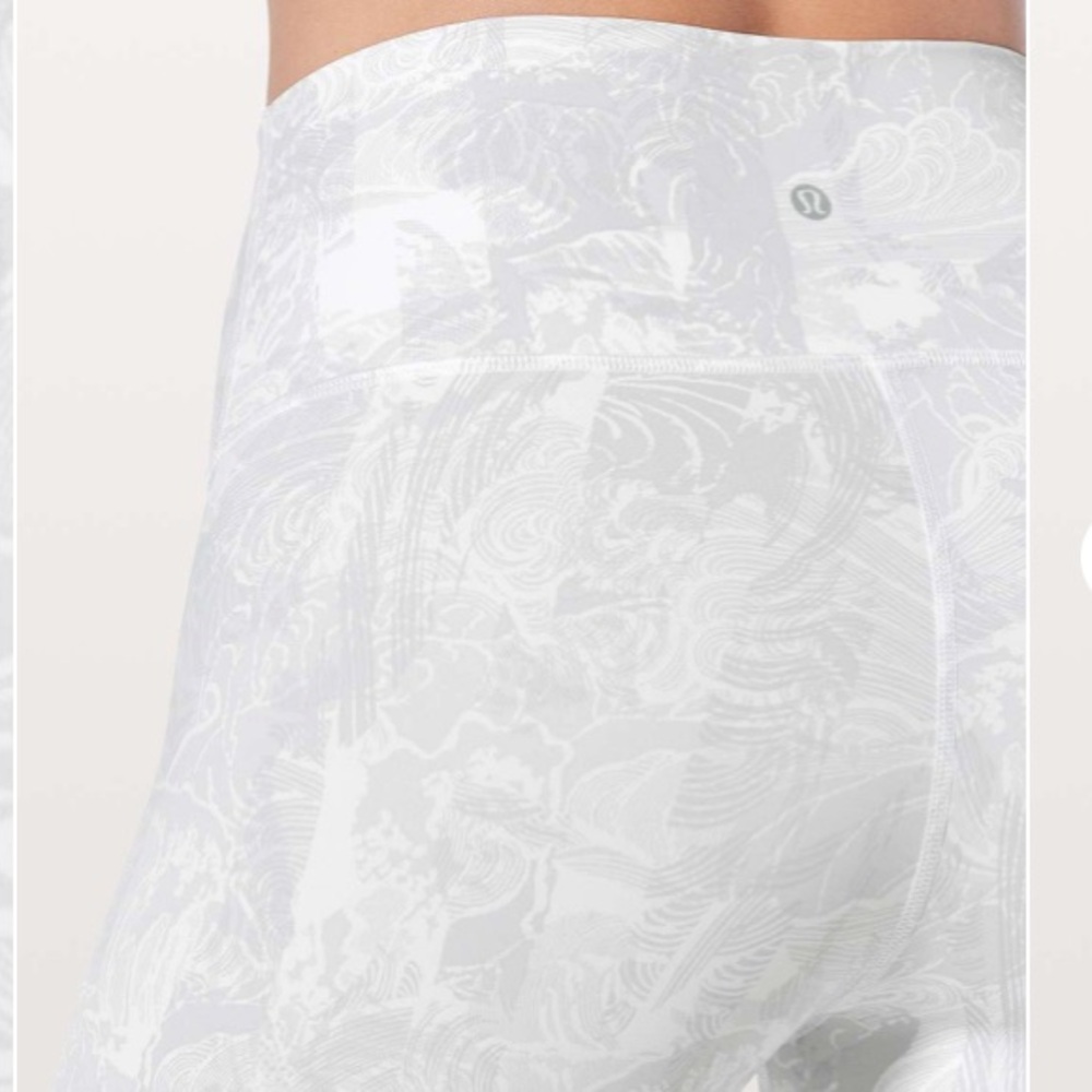 Lululemon Wunder Under Hi-Rise 7/8 Tight 25" Eternal Wave White | Size 6 EUC - Picture 3 of 6